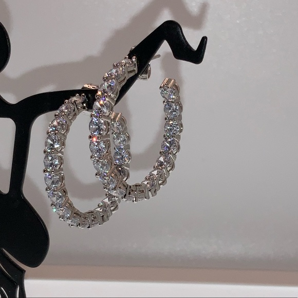 4ct Inside-Out Hoop Earrings - Picture 7 of 11